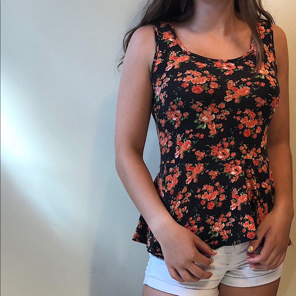 Flower patterned tank shirt